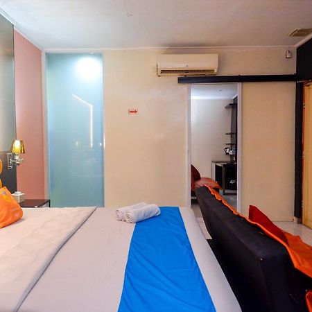 Sans Hotel International Surabaya Gubeng Ngoại thất bức ảnh