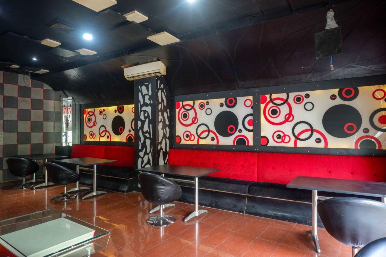 Sans Hotel International Surabaya Gubeng Ngoại thất bức ảnh