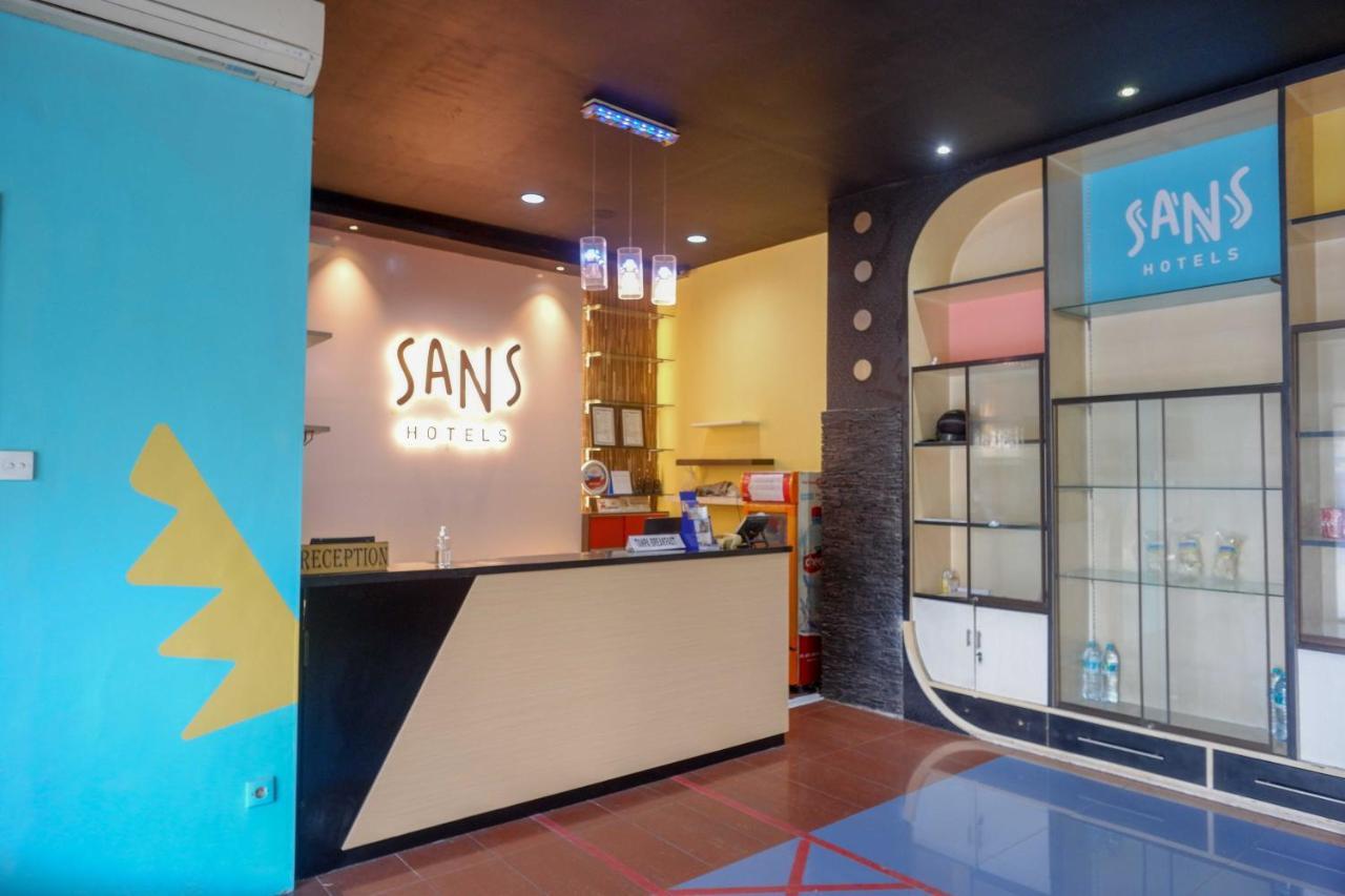 Sans Hotel International Surabaya Gubeng Ngoại thất bức ảnh