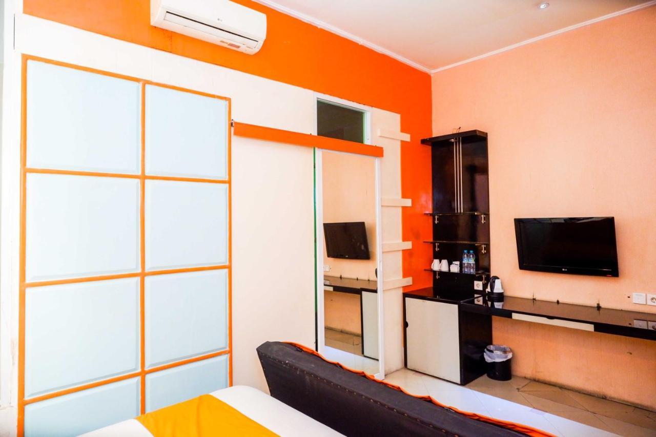 Sans Hotel International Surabaya Gubeng Ngoại thất bức ảnh