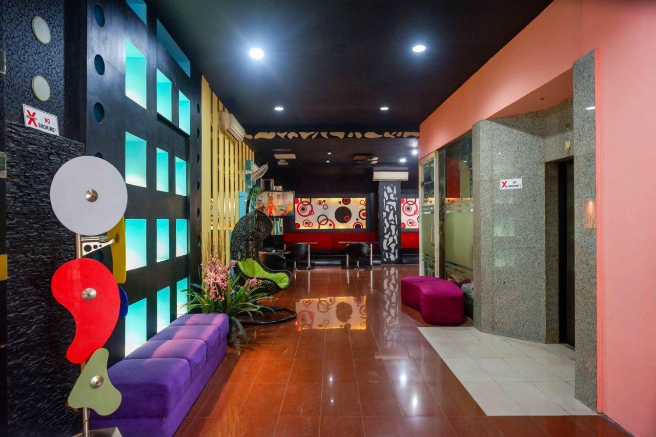Sans Hotel International Surabaya Gubeng Ngoại thất bức ảnh