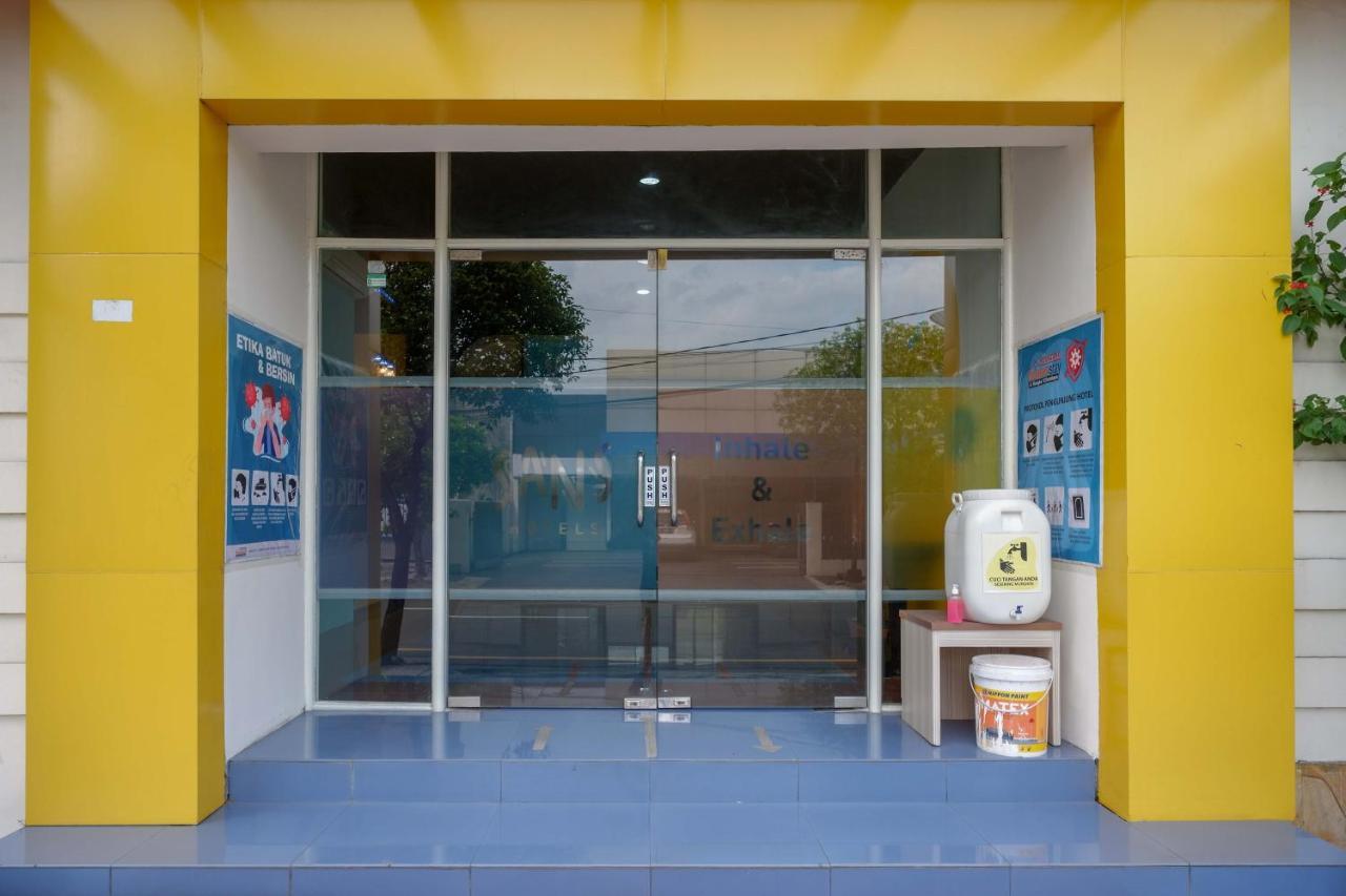 Sans Hotel International Surabaya Gubeng Ngoại thất bức ảnh